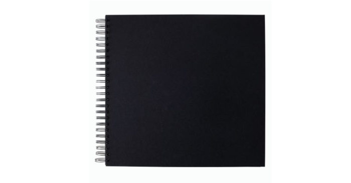 Skapa ett personligt fotoalbum och ge bort till din partner.